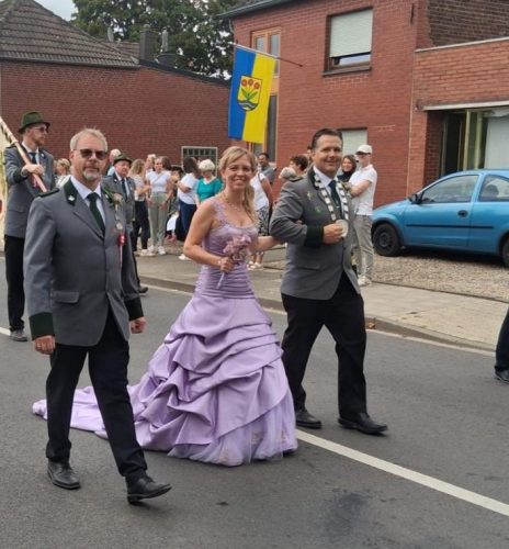 2026 Bezirkskönigspaar - Tim und Sabrina van de Port